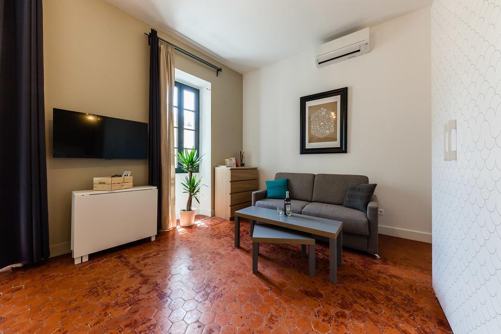 Chez Nous - 7 Appartements Sur Le Vieux Port Marseille Exterior photo